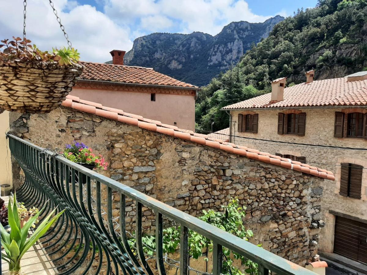 Les Chambres Chouettes Villefranche-de-Conflent Luaran gambar